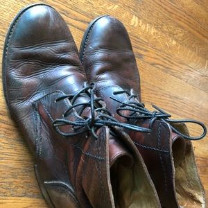 Men’s distressed leather Frye boots